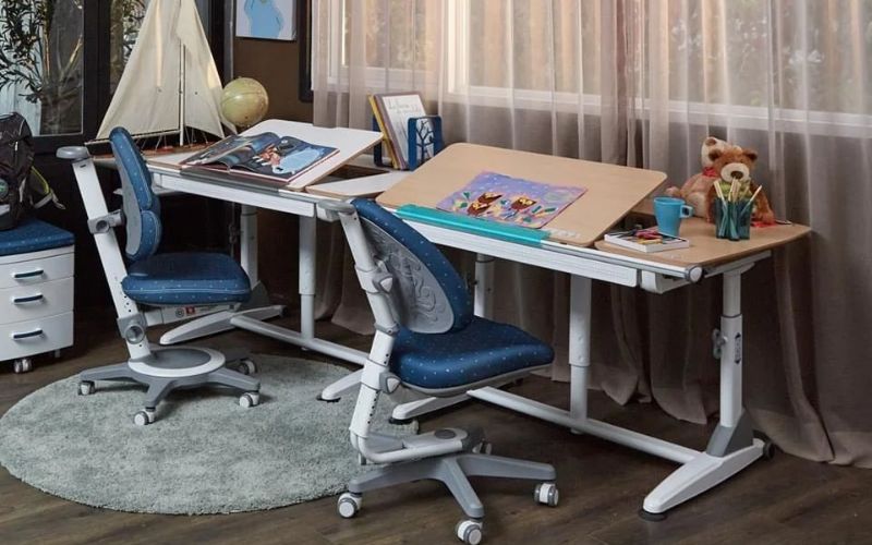 Bàn học chống gù chống cận 